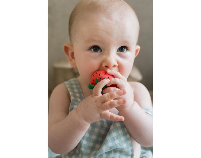 OLI ET CAROL Anneau de Dentition - Sweetie la fraise (2)